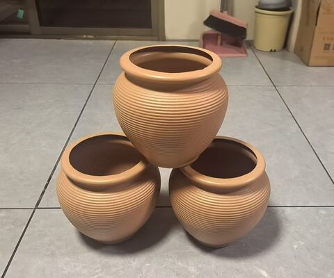 HDPE imitation ceramic flower plate and plastic flower plate with multiple sizes PE Coated and Drainageholes options