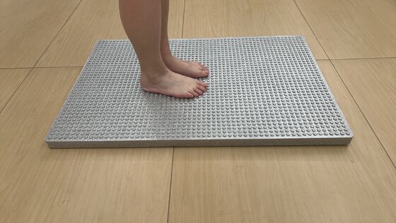 Mold Resistant Fast Drainage Shower Mat with Massage Bumps Anti-Slip Mat for Bathroom Safety